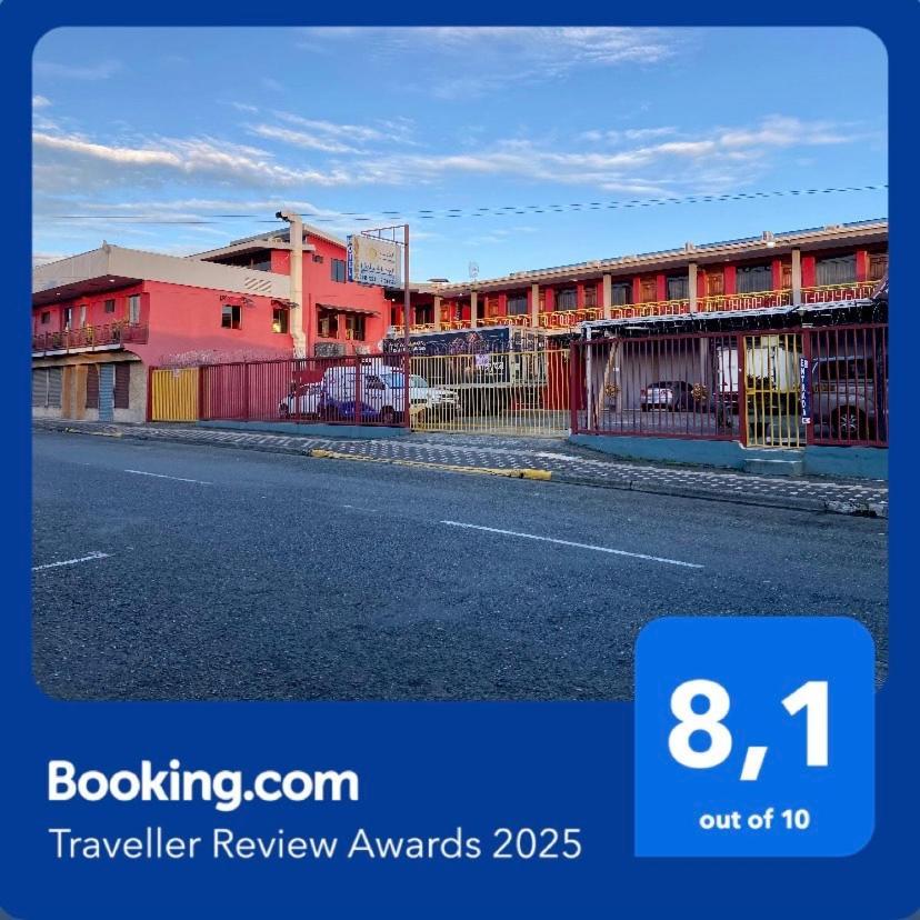 Hotel Costa Del Sol Puerto Limon Extérieur photo