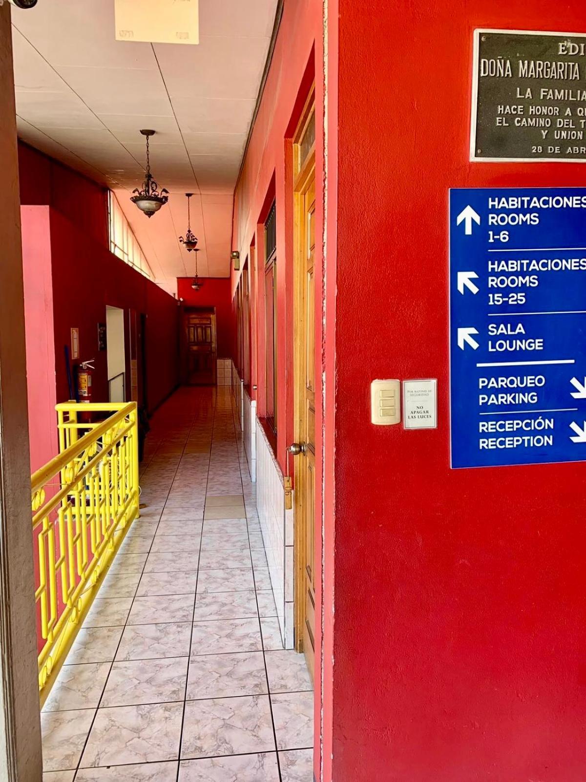 Hotel Costa Del Sol Puerto Limon Extérieur photo